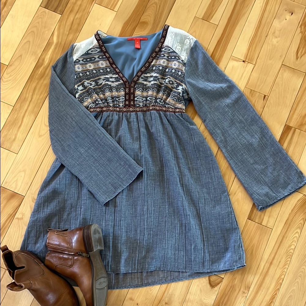 Chic Denim Tunic with Embroidery